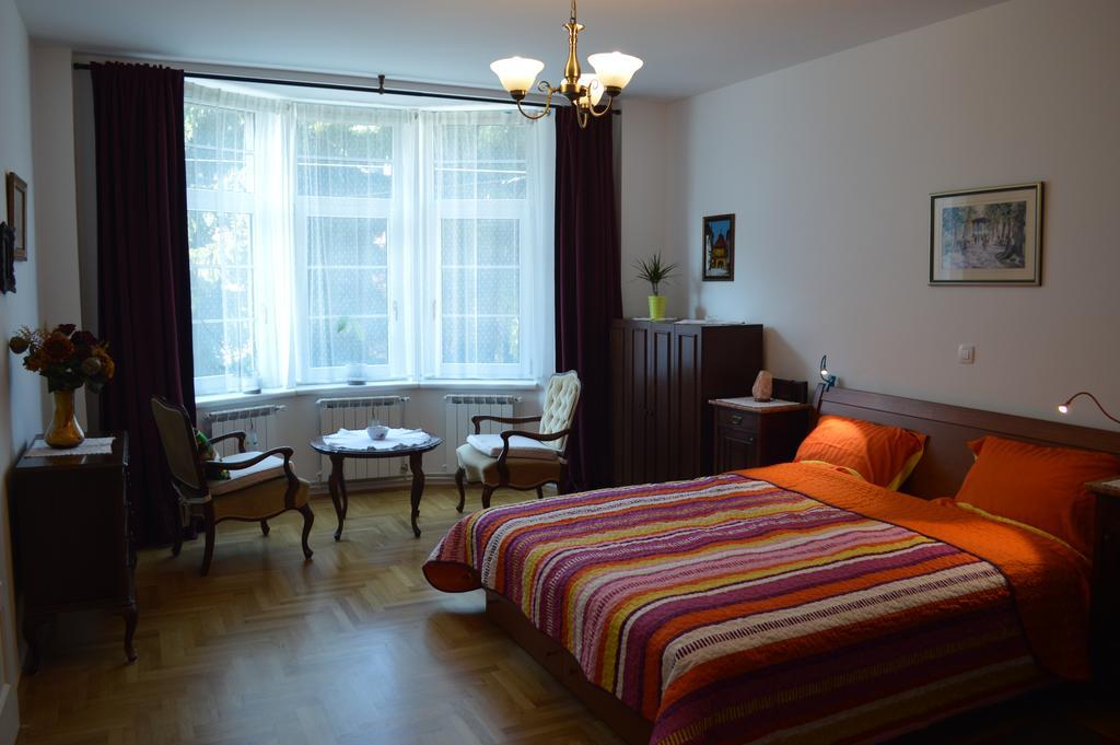 Aha Apartment Загреб Екстериор снимка